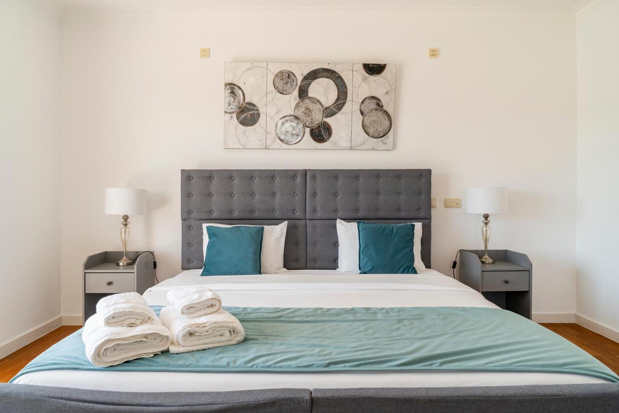 Privee Prestige